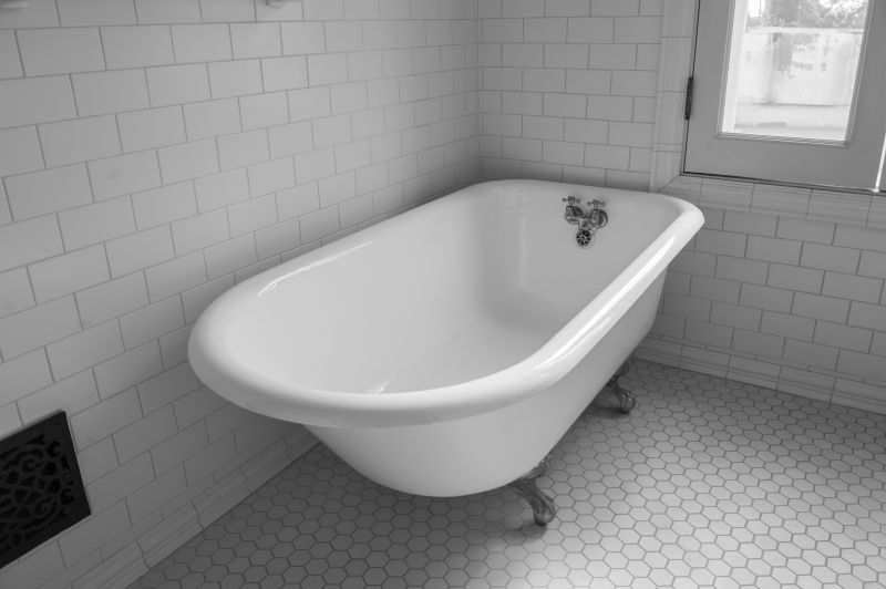 Classic Cast Iron Bathtub